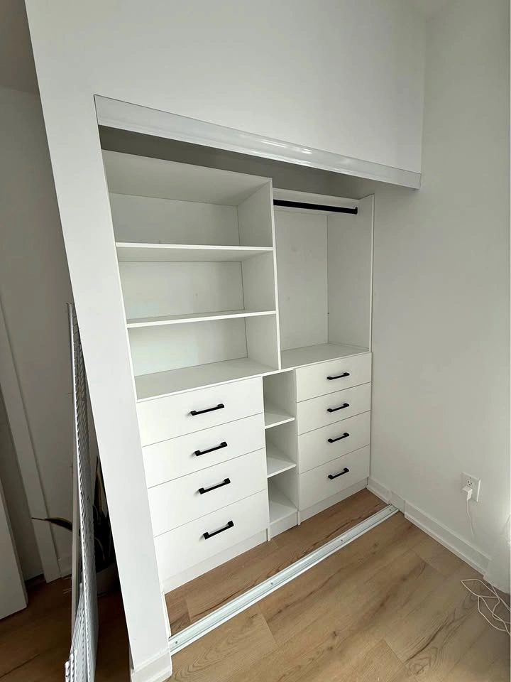 Custom Walk-In Closets & Organizers | Free Estimate