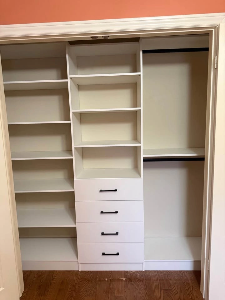 Reach-In Closet Organizers & Custom Closets | GTA - photo 4