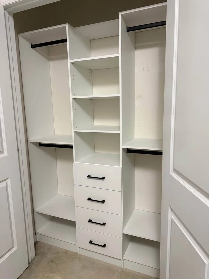 Walk-In Closet Cabinets | Custom Reach-In Closets GTA - photo 5
