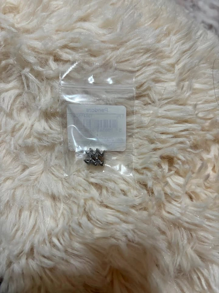 Pandora Sparkling Aquarius Zodiac Charm