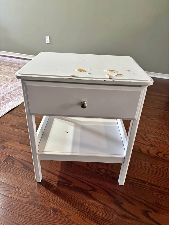 White Night stand