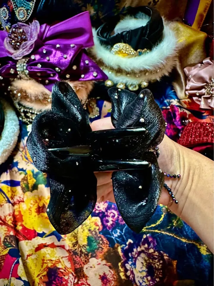 Glam Hair Claws – Instant Style, Effortless Volume! image indicator(5)