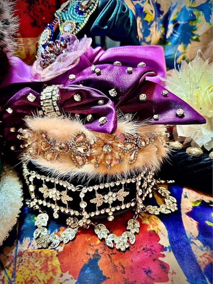Luxury Statement Headbands thumbnail