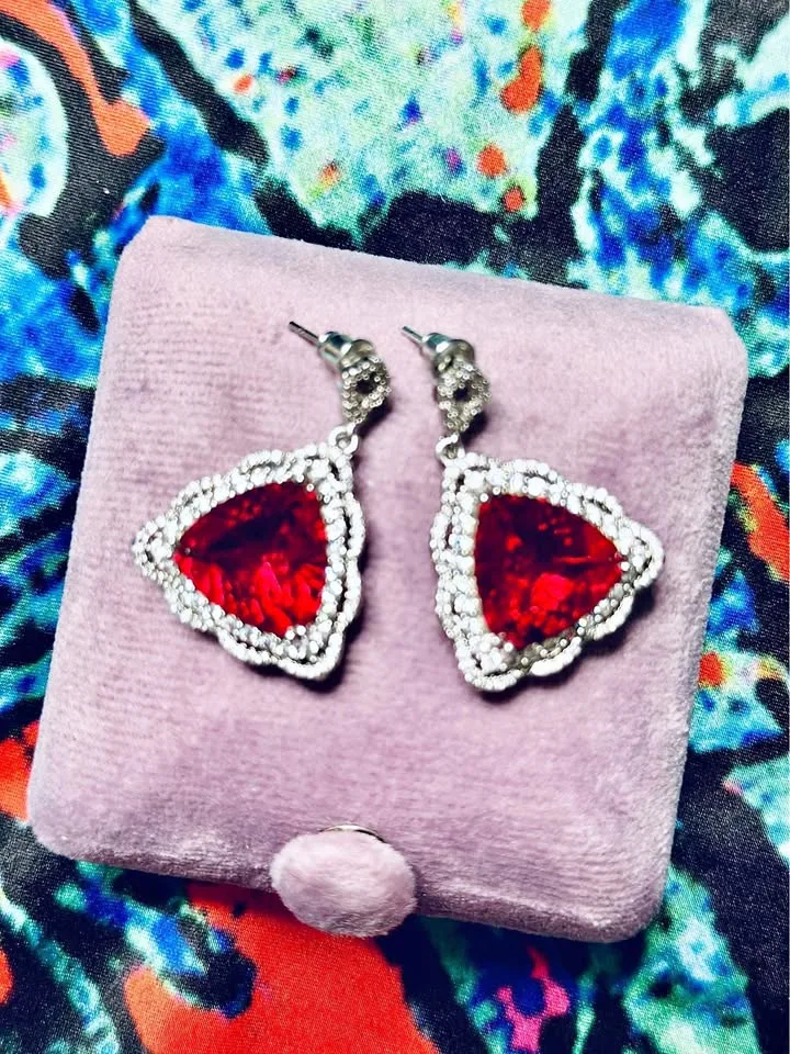 Stunning Ruby-Colored Crystal Earrings thumbnail
