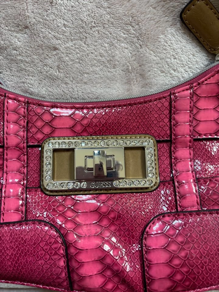GUESS VINTAGE PURSE - photo 2