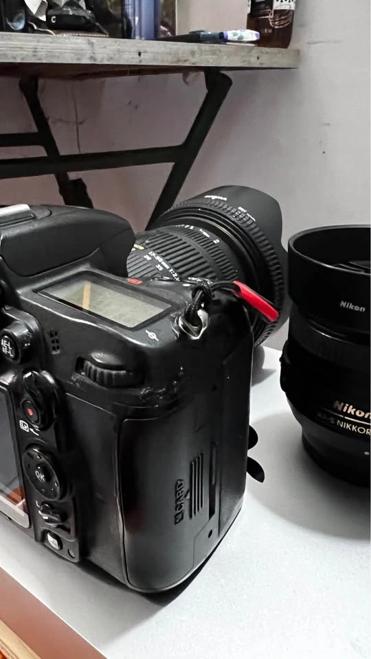 Nikon D7000 DSLR Camera Bundle with 2 Lenses - photo 2