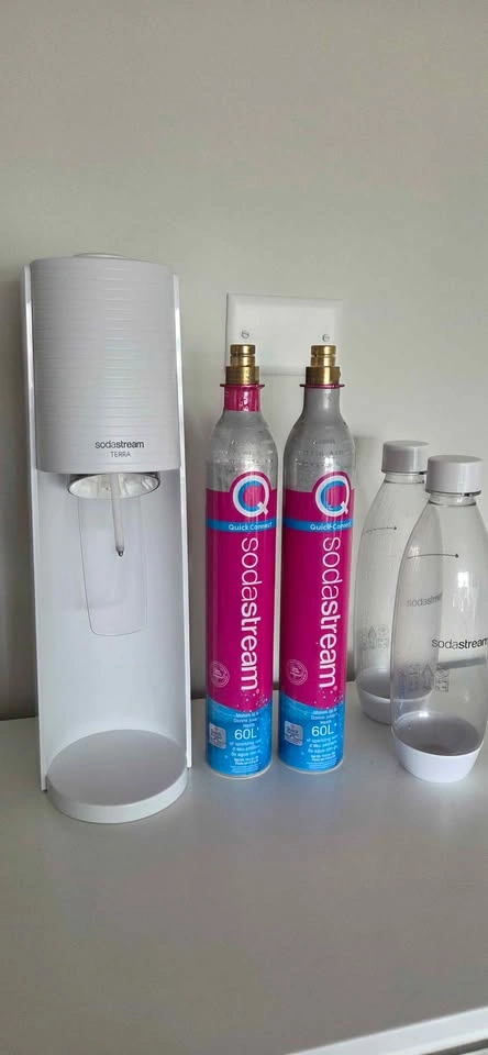 SodaStream Terra + 2 pink empty cylinders (Quick Connect) - photo 3