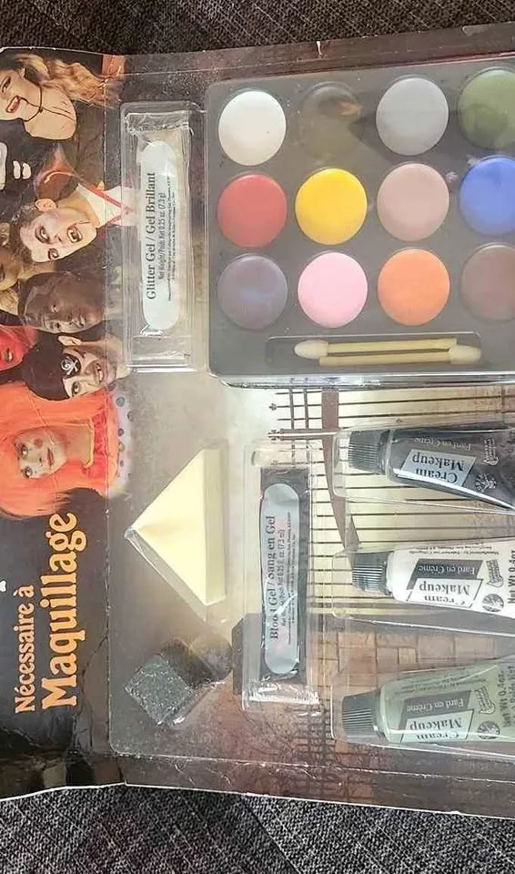 Halloween makeup brand new thumbnail