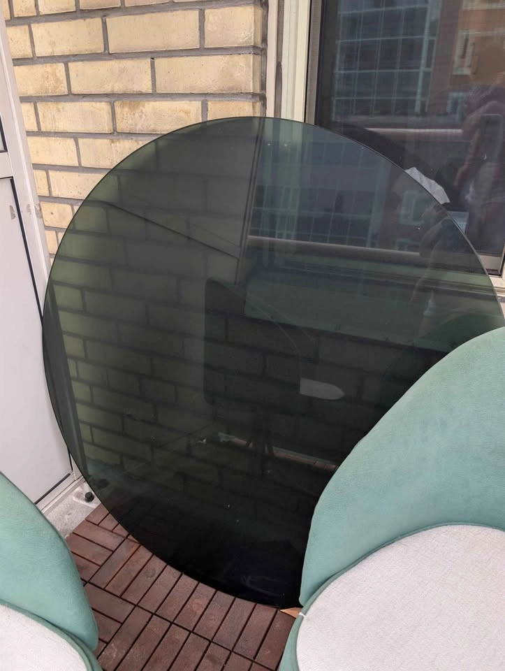 Glass table with 4 chairs - photo 5