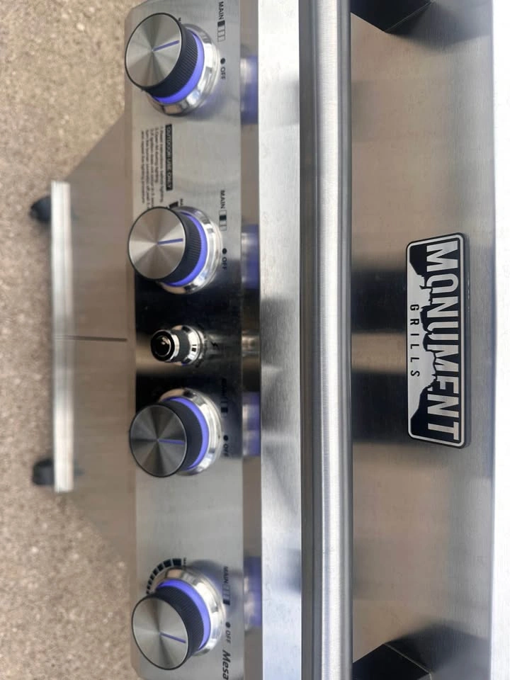 Monument Grills Mesa 400M Stainless Steel Gas Grill - photo 3