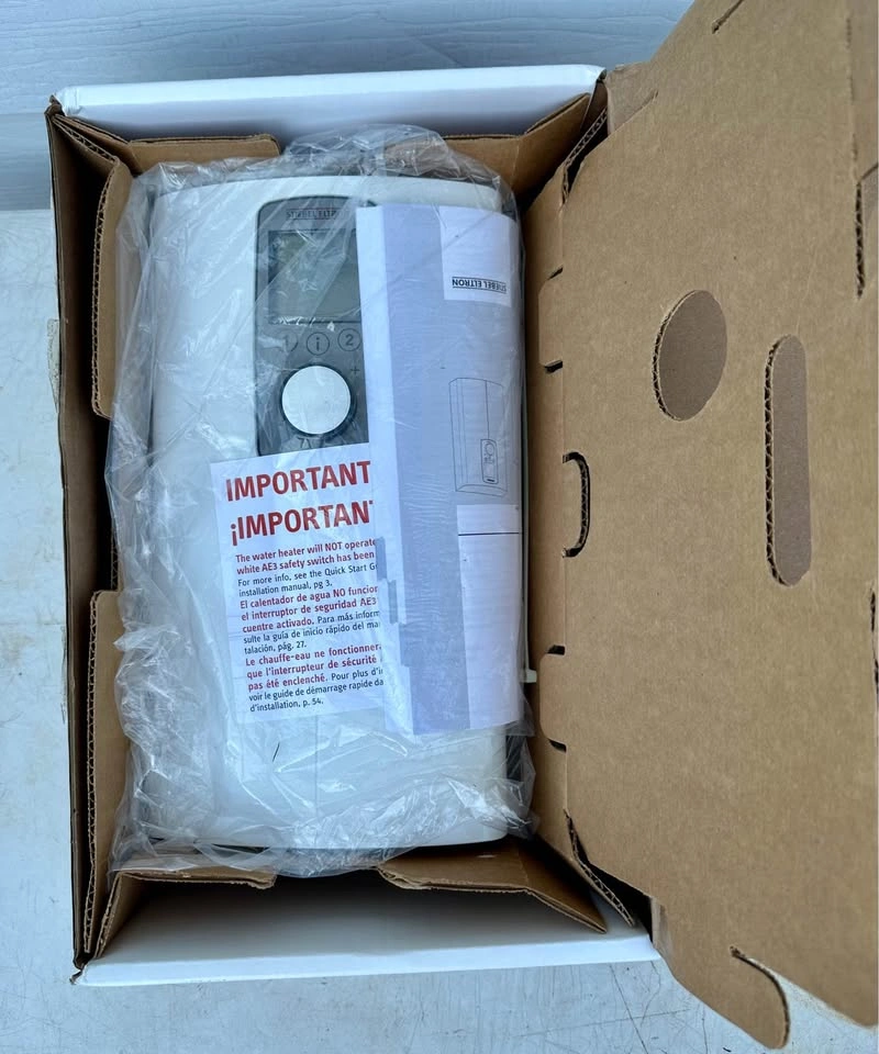 Stiebel Eltron DHX Plus Electric Tankless Water Heater - photo 4