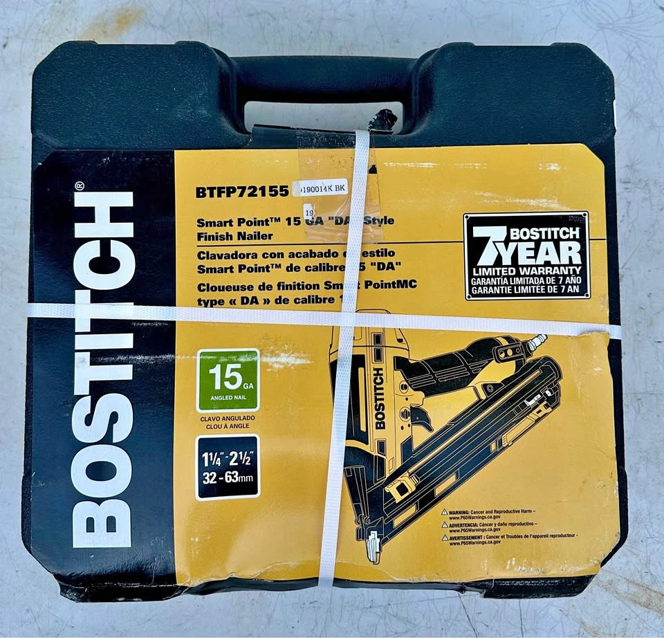 Bostitch Smart Point 15 Gauge DA Style Finish Nailer