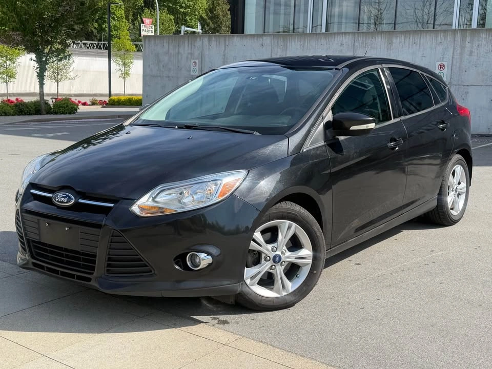 2013 Ford Focus SE - photo 2