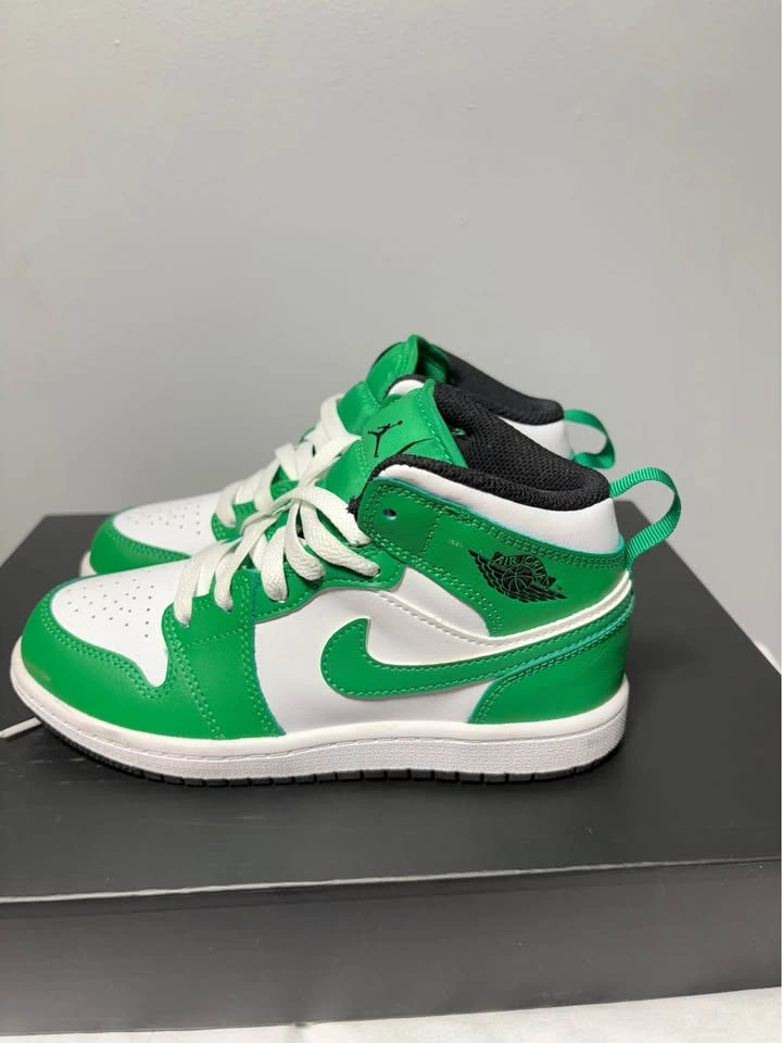 Kids Nike shoes Jordan size 1 - photo 4