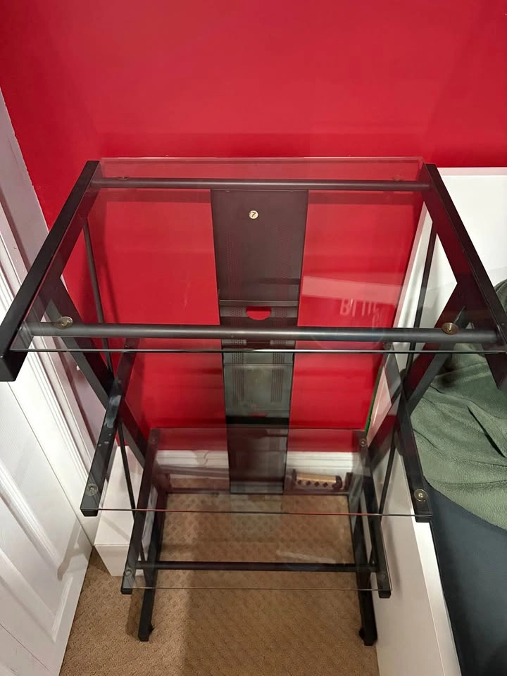 Glass shelf/ tv stand - photo 2