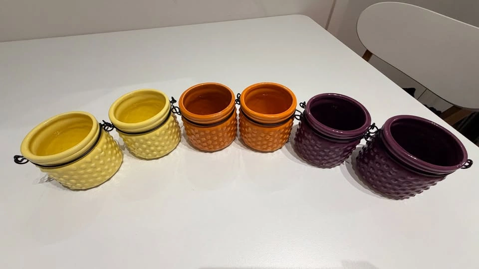 Tiny Colourful Plant Pots for Sale - photo 2