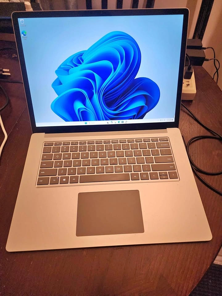 Microsoft Surface Laptop 3 15"