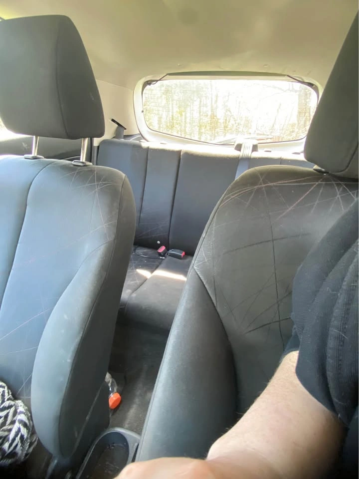 Mazda 2 - photo 2