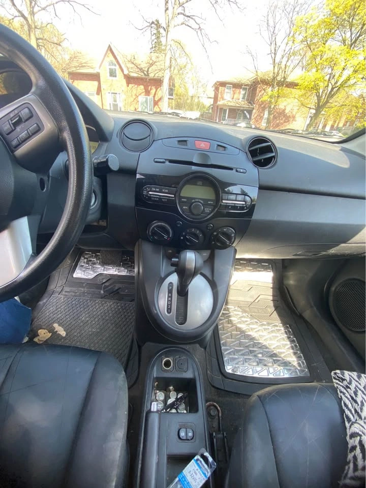 Mazda 2 - photo 3