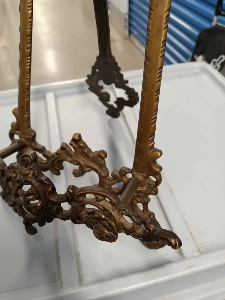 Vintage Ornate Bronze Display Easel 14"x6.5" - photo 2