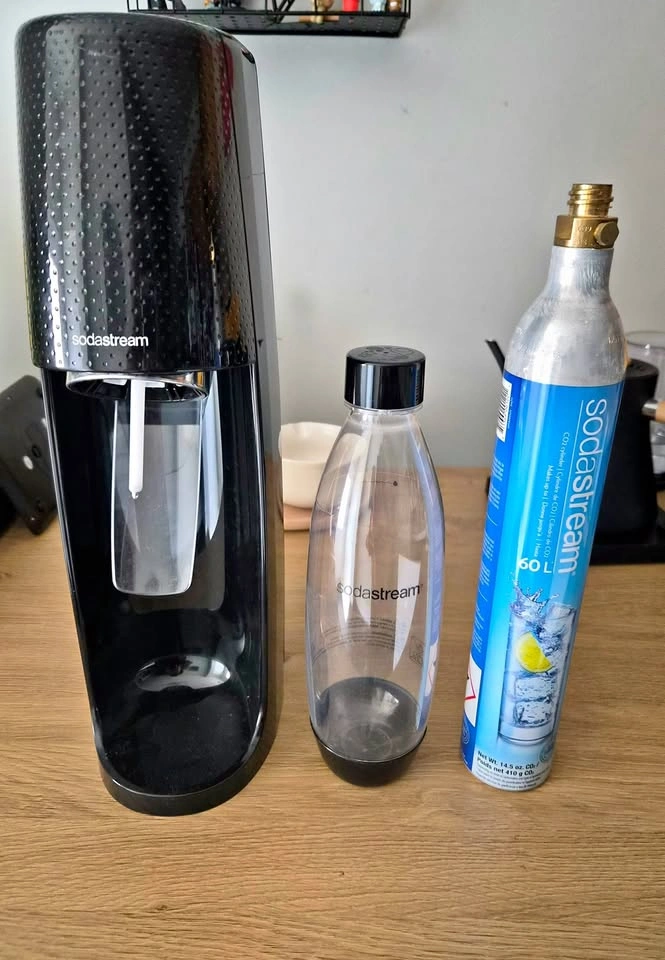 SodaStream Fizzi with CO2 cylinder and reusable bottle