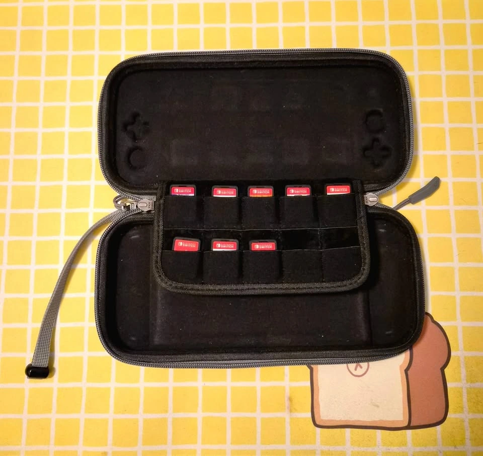 Nintendo Switch 1 Carrying Case - photo 2
