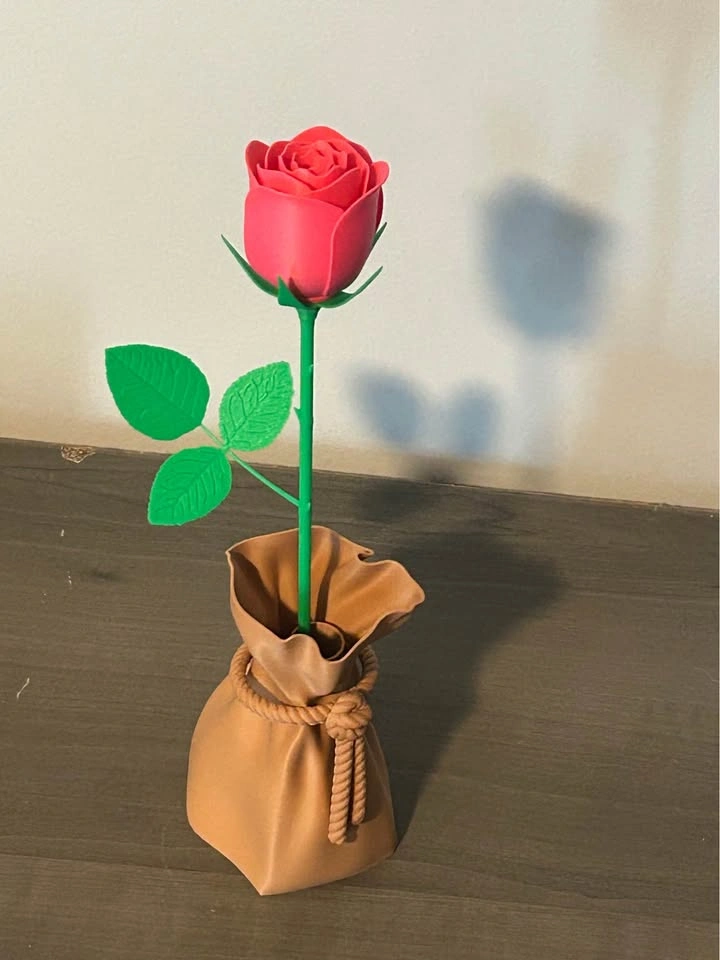Rose Décor Gift – Hand-Assembled, Perfect for Mother’s Day - photo 2