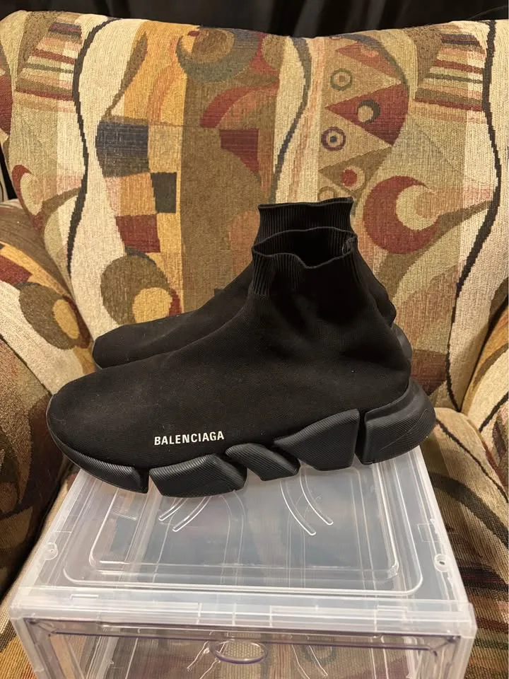 Balenciaga Speed 2.0 size 10 image indicator(3)