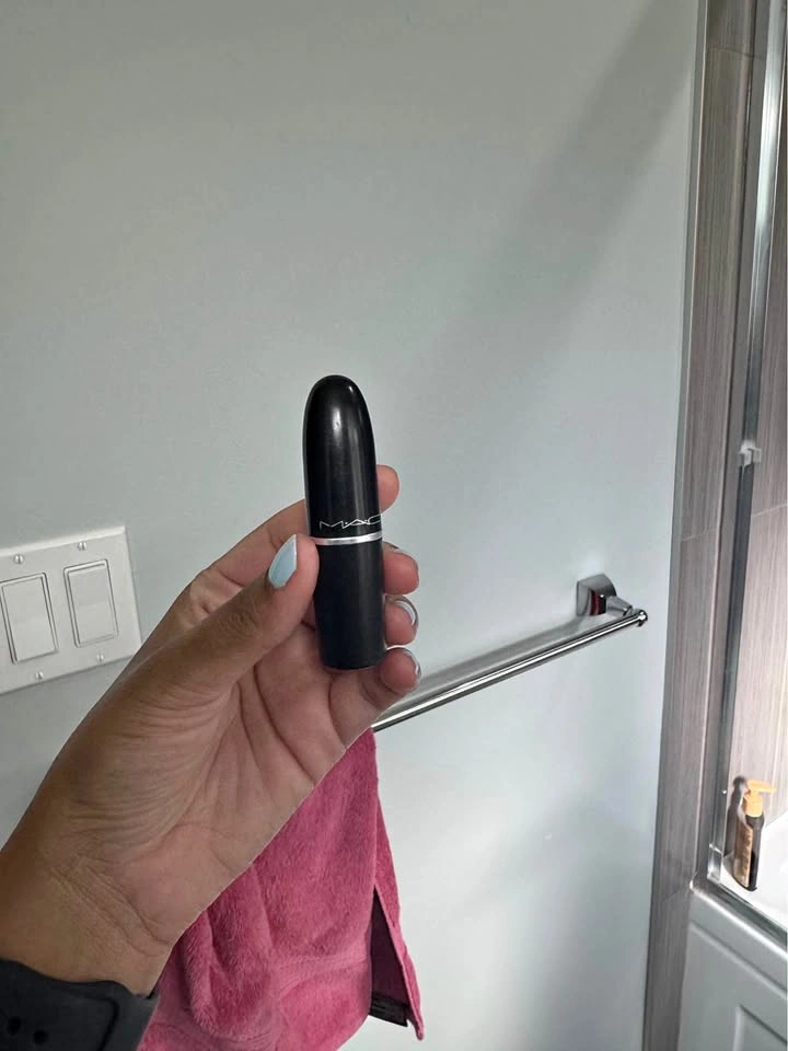 MAC lipstick