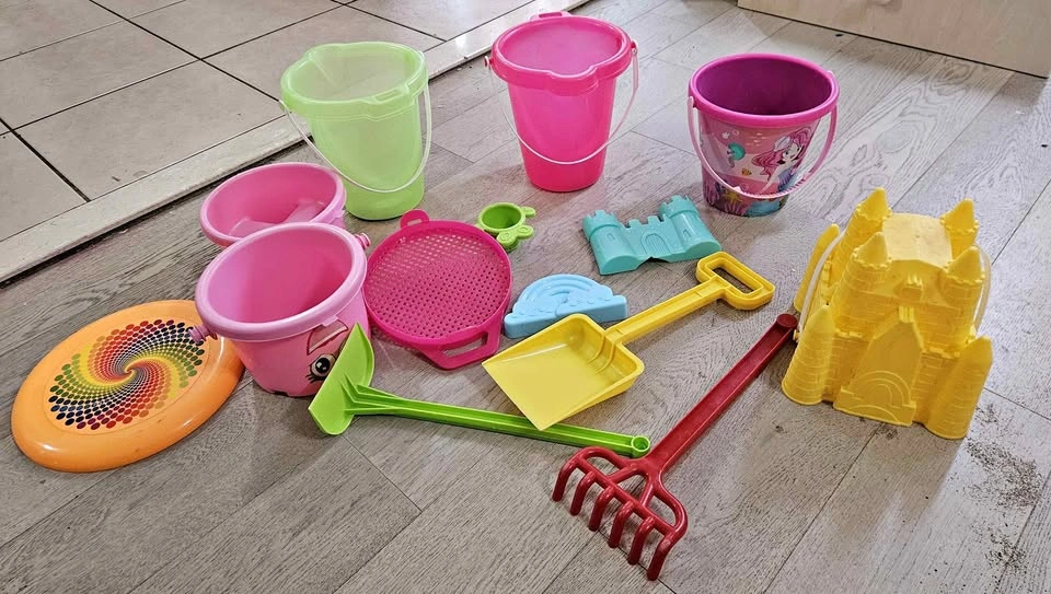 Beach toys - moving sale, must go!