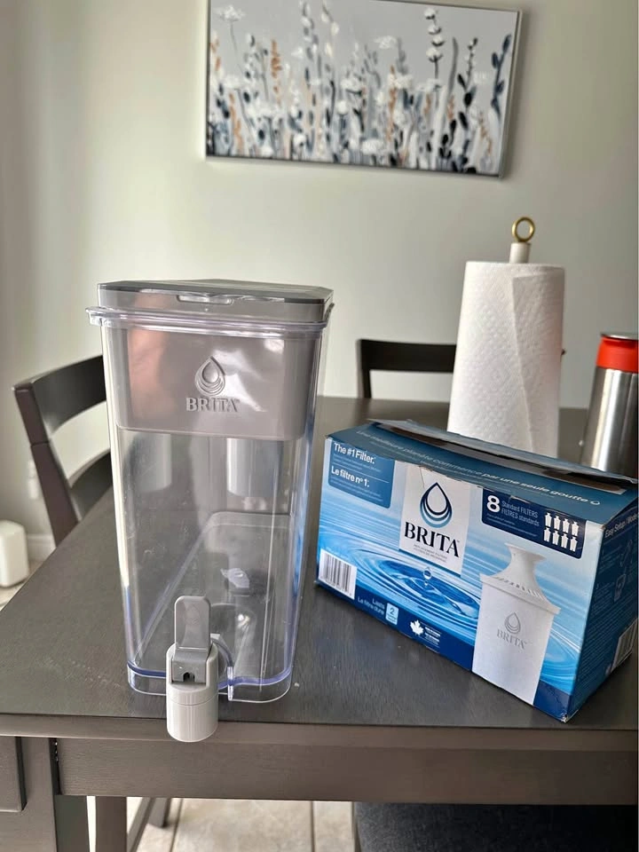 Brita Water Filter Dispenser + 5 Filters