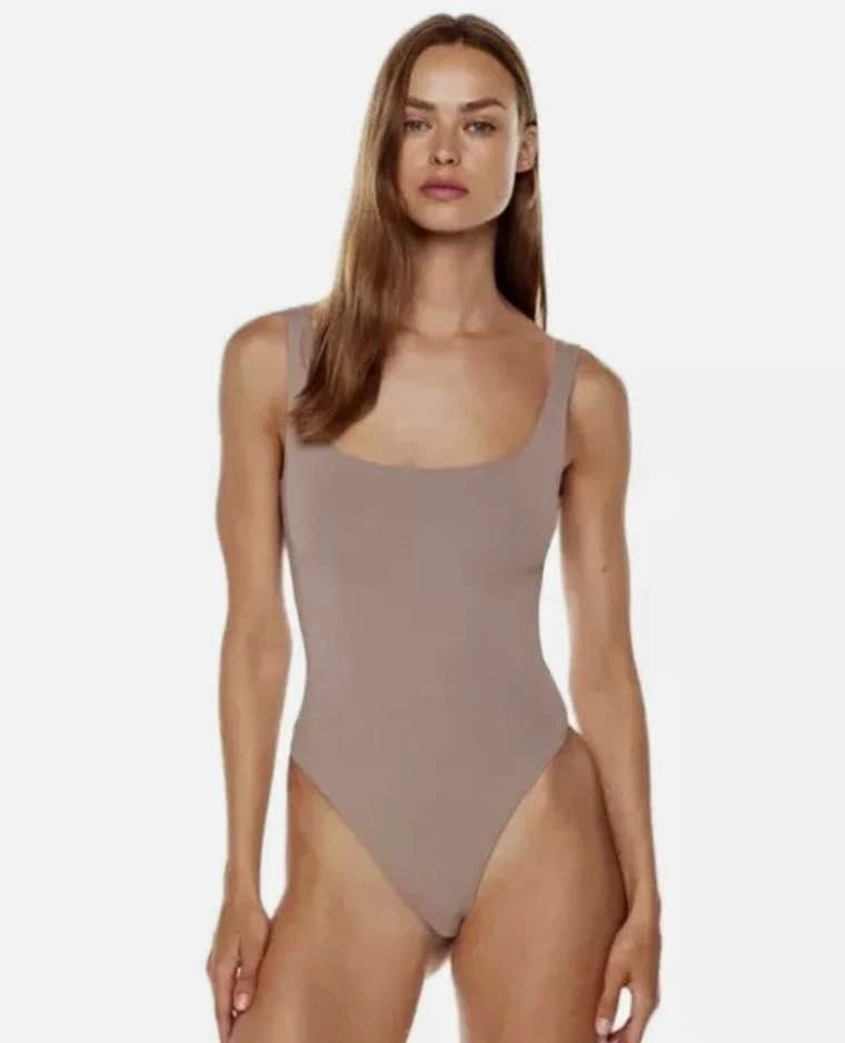 Babaton Contour Taupe Bodysuit Medium