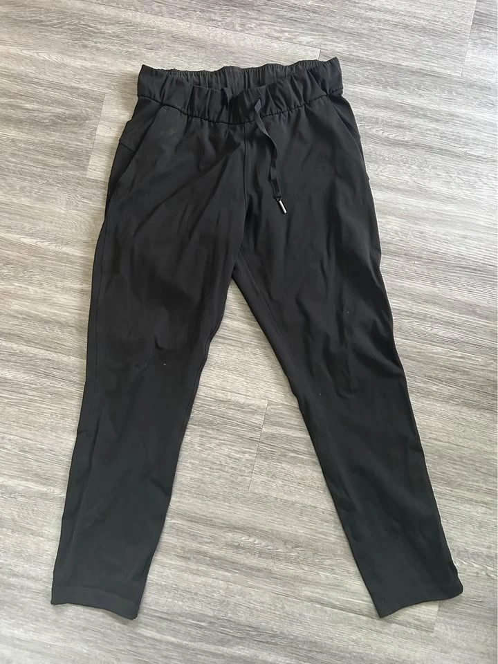 Lululemon On the Fly Pant Size 4 - Luxtreme 27" inseam - photo 2
