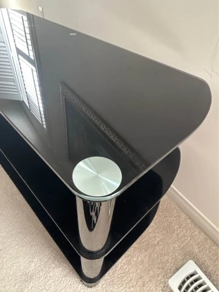Glass TV Stand / Media Console – 50” - photo 3