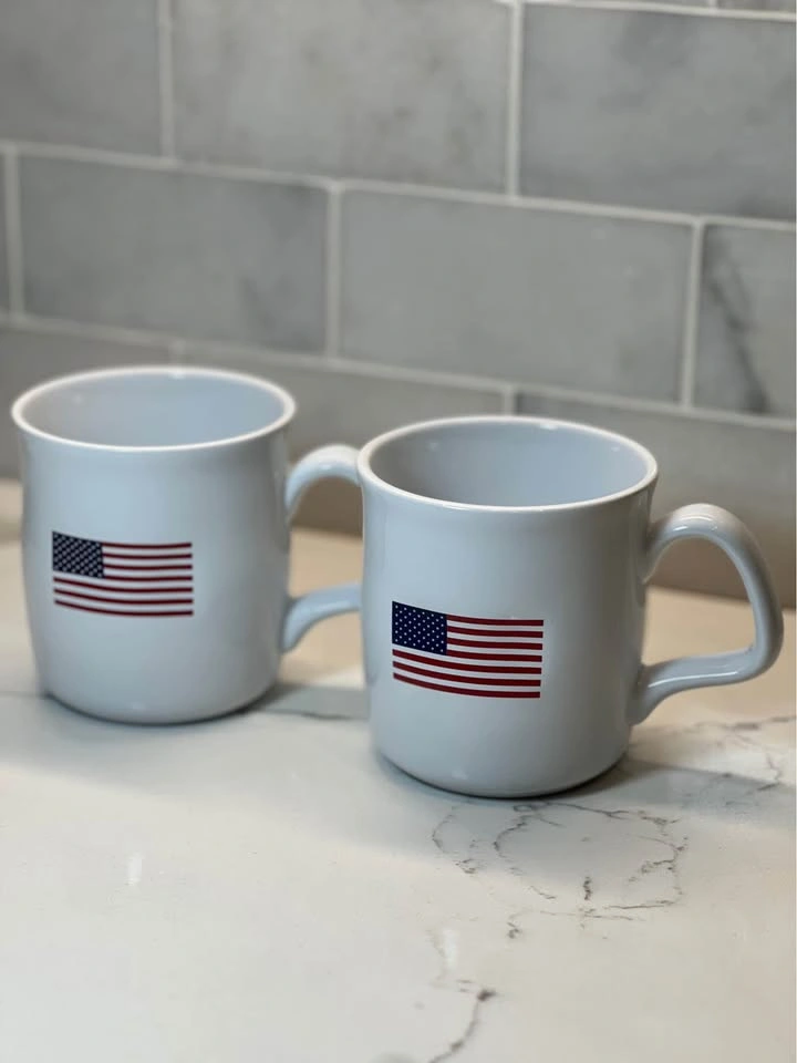 American Flag Mugs from Williams Sonoma Set of 2 - photo 2