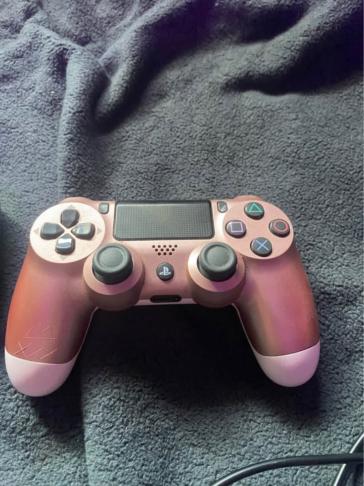 PS4 Slim 500GB + Controllers - photo 3