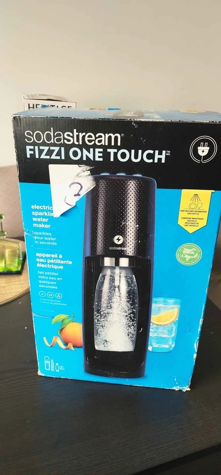 SodaStream Fizzi One Touch - photo 2