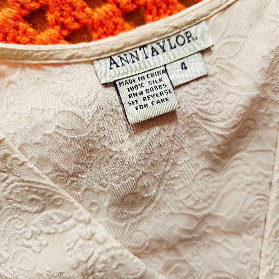 Vintage 100% Silk Floral Jacquard Ann Taylor Vest Sleeveless Top - photo 4