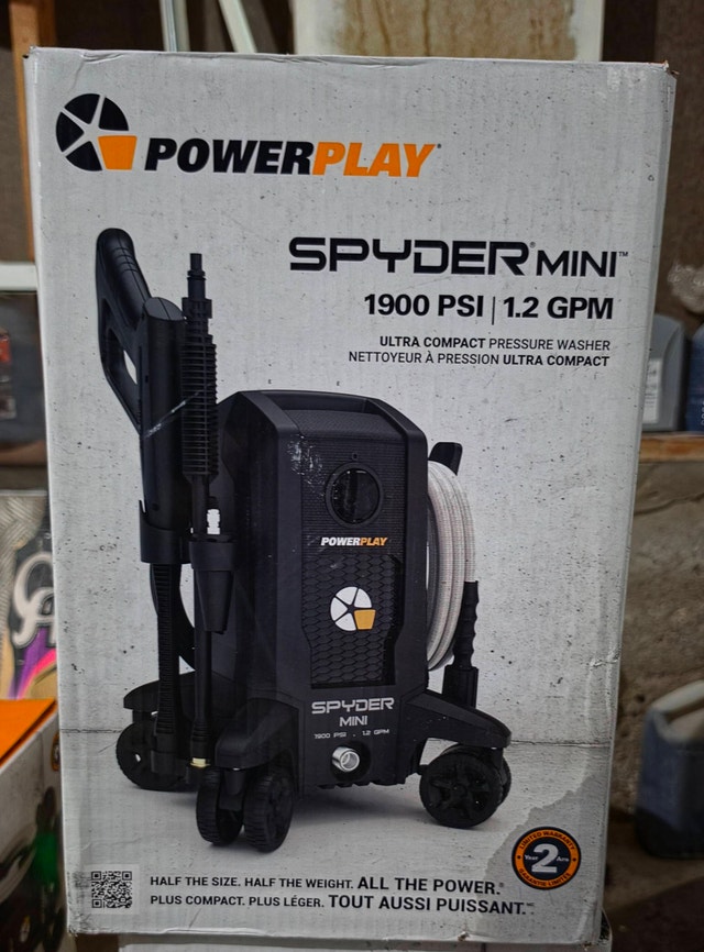 New 1900 PSI Electric Pressure Washer with Foam Can
