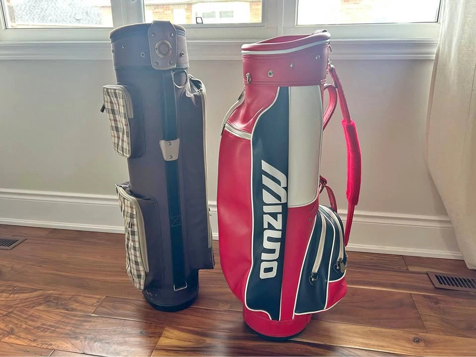 Mizuno Golf Bags – Great Condition