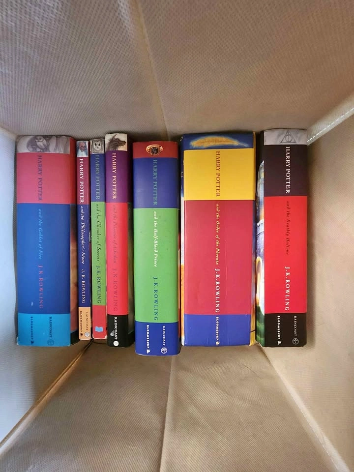 Harry Potter 7 Book Set J.K. Rowling