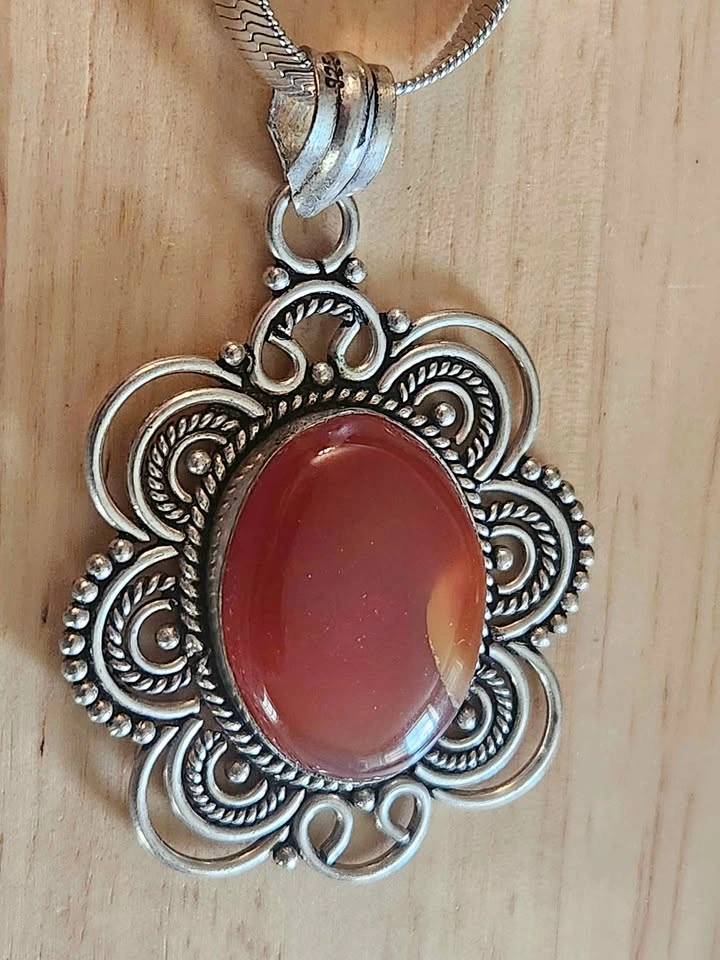 Silver Carnelian Pendant Necklace