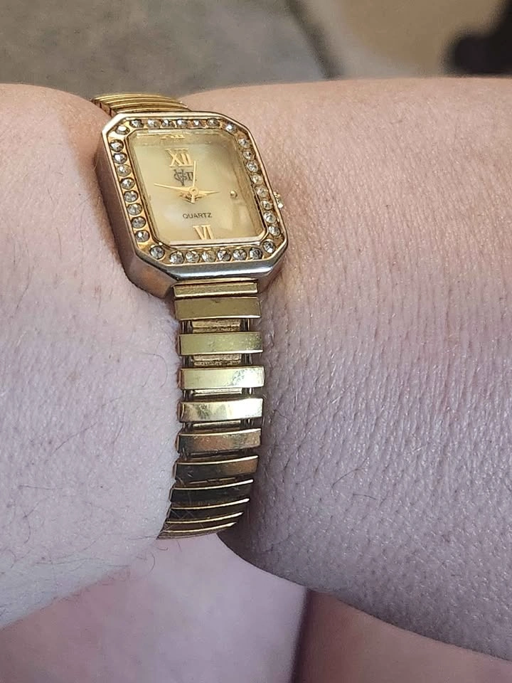 Gold Tone Rhinestone Quartz Womens Watch - photo 2