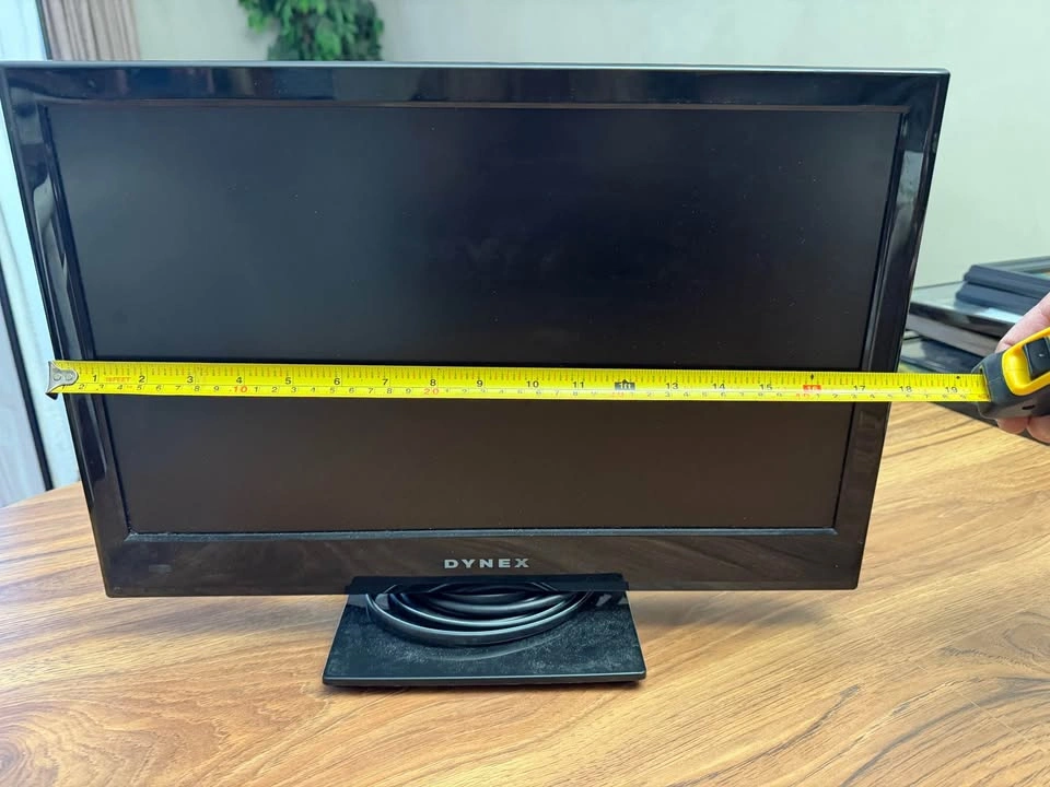 17-18” Dynex TV / Monitor - photo 4