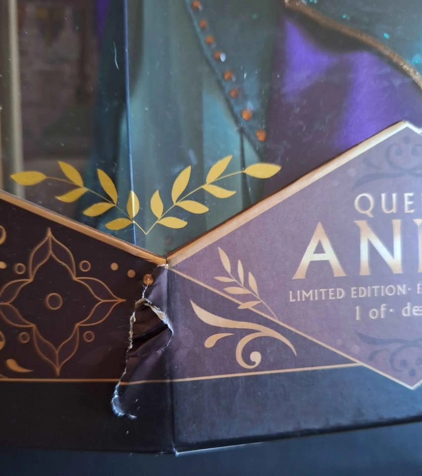 Disney Queen Anna Limited Edition Doll - photo 4