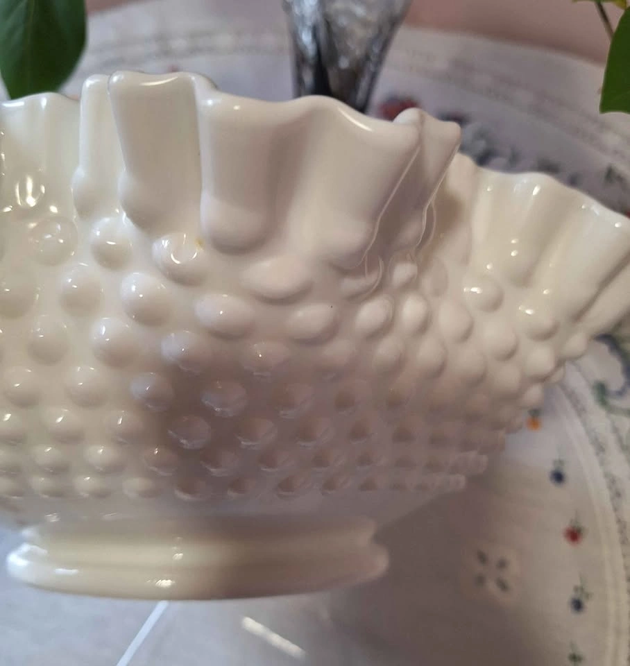 Vintage Fenton Milk Glass Ruffled Serving Bowl 11.25" - photo 3