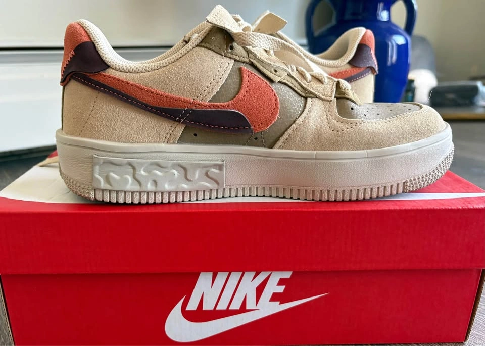 Nike Sneakers - photo 3
