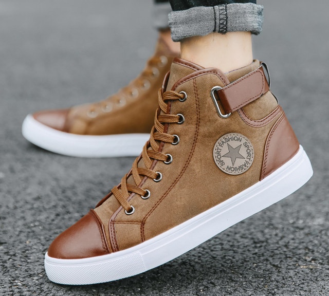 New High-Top Sneakers BLOW OUT SALE! - photo 2