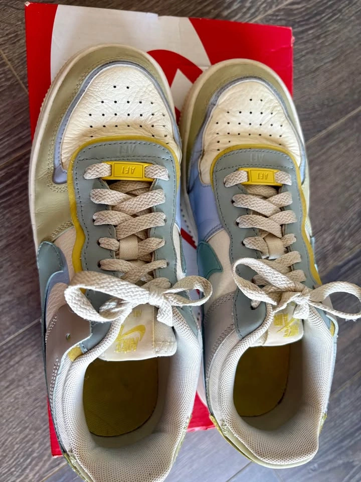 Nike Sneakers - photo 4