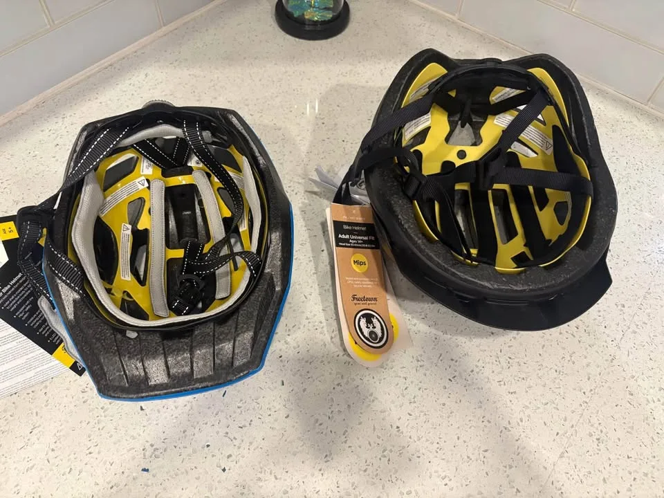 Bike Helmets - kids/adults image indicator(2)